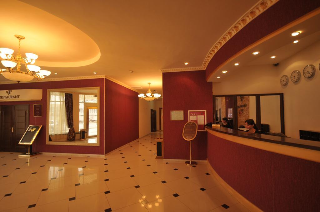 Hotel Golden Palace Aqtau Exterior foto