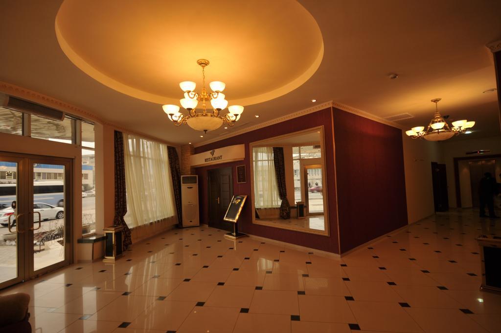 Hotel Golden Palace Aqtau Exterior foto